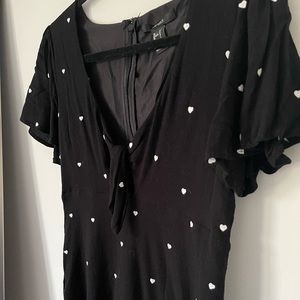 Forever 21 black dress with white hearts🖤🤍